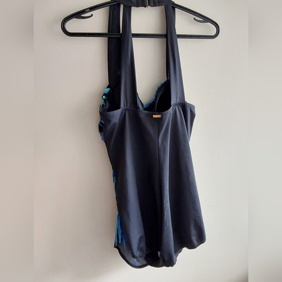 Women's swimsuit - Picture 2 of 3